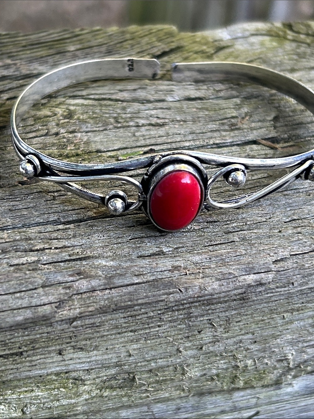 Source Unknown Silver-Tone Cuff Bracelet with Red Cabochon and Accent Beads